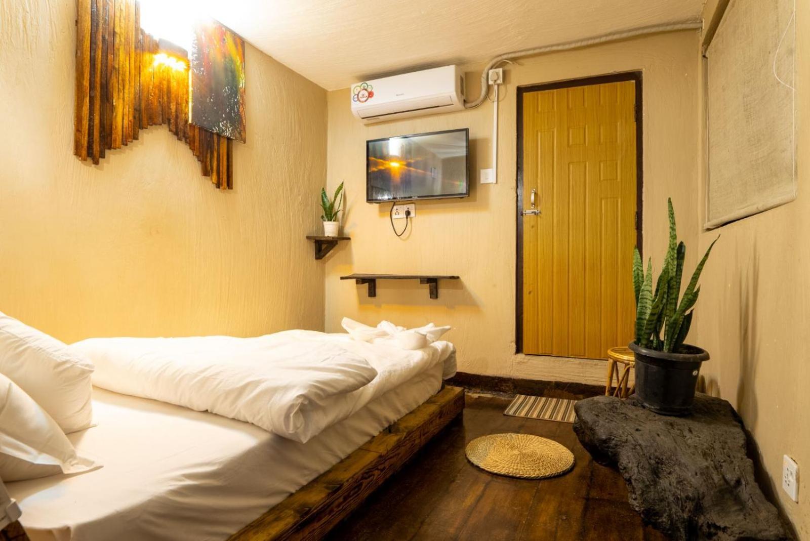 The Weavers Inn Lalitpur ภายนอก รูปภาพ